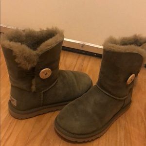COPY - Ugg Boots barely worn
